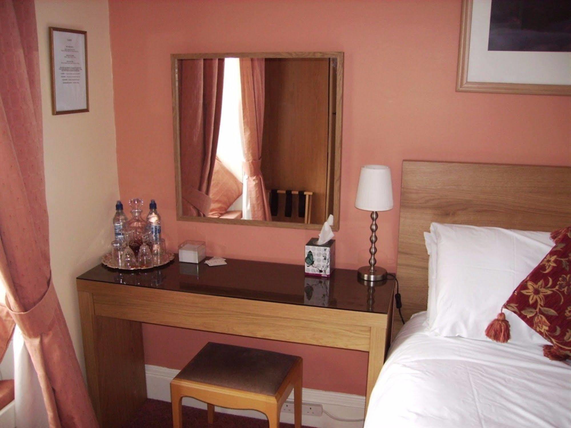 Bonnington Guest House EDI Buitenkant foto