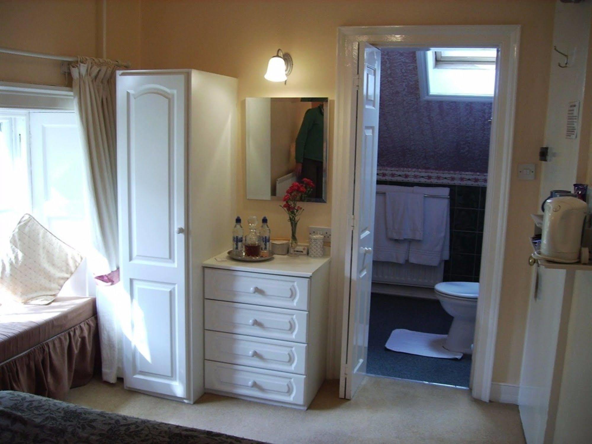 Bonnington Guest House EDI Buitenkant foto