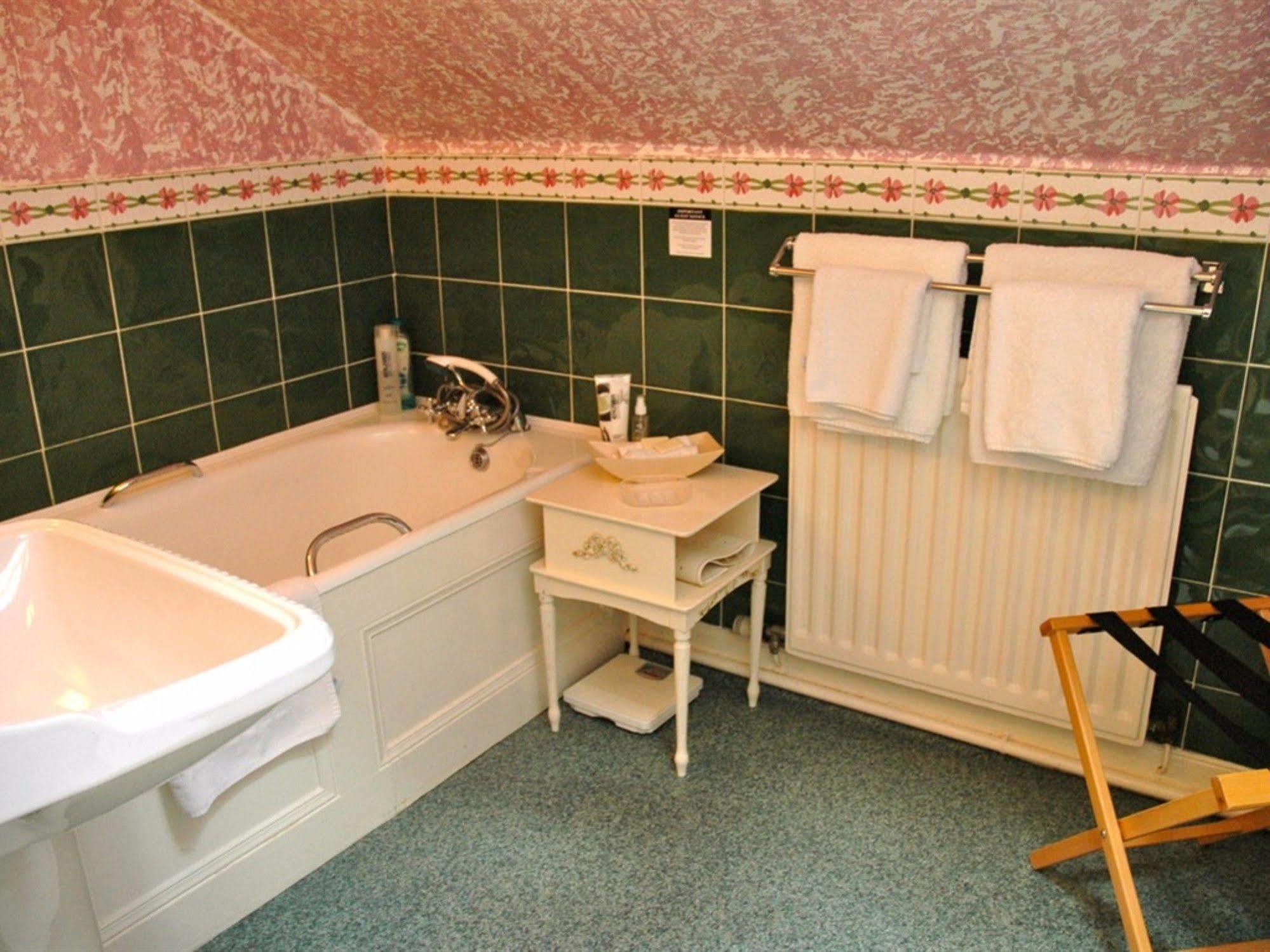 Bonnington Guest House EDI Buitenkant foto